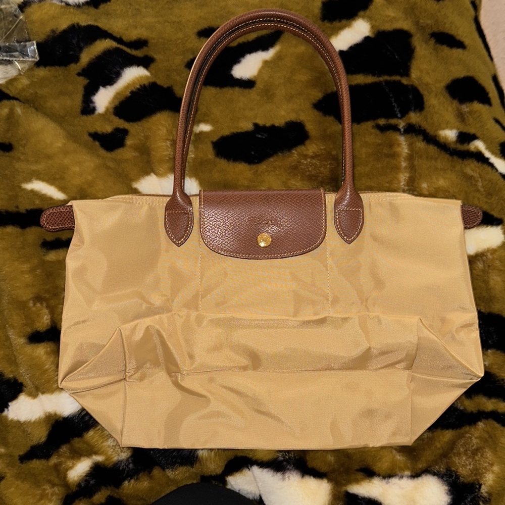 Longchamp small tan la pliage bag
